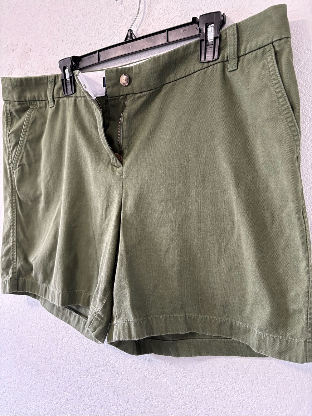 J. Crew Womens Size 16 Olive Green Chino Shorts 100% Cotton Casual - Picture 4 of 9